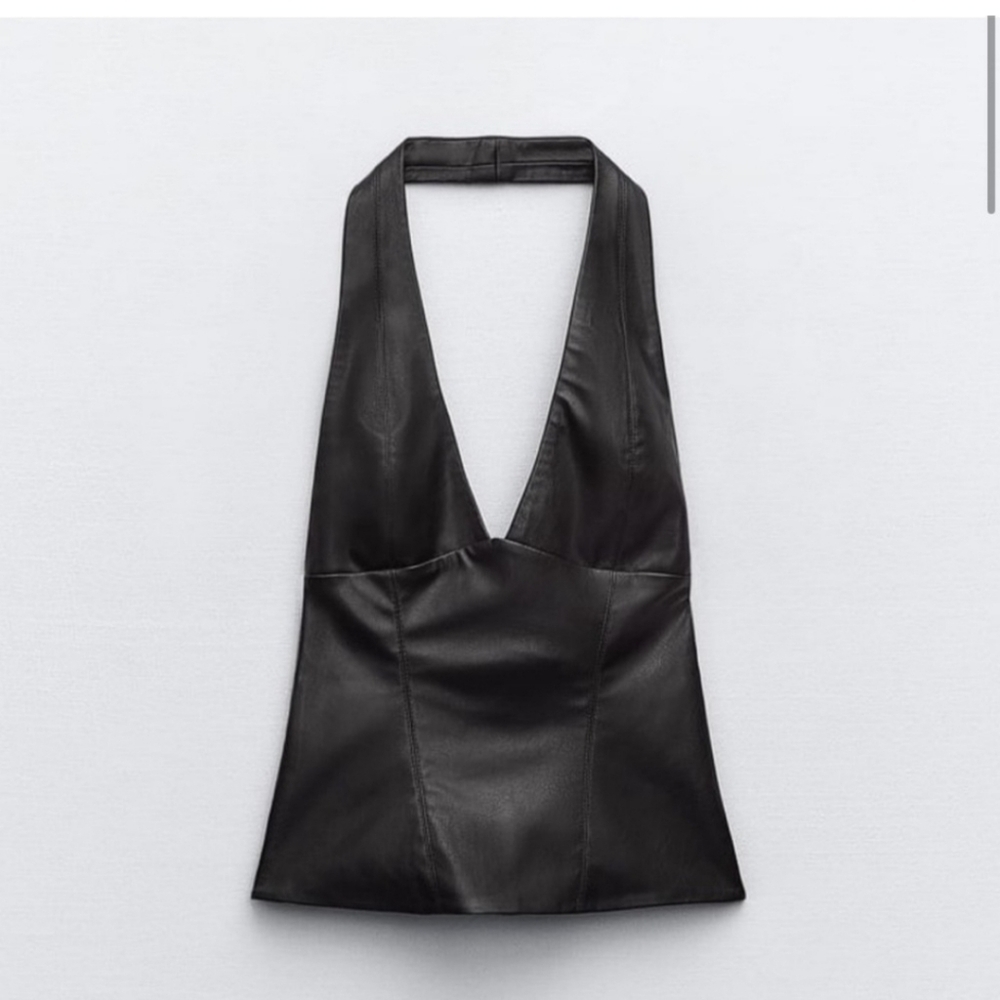 Halter top